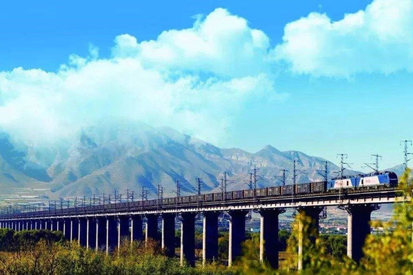內蒙古浩勒報吉至江西吉安高速鐵路